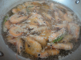 盐水煮虾