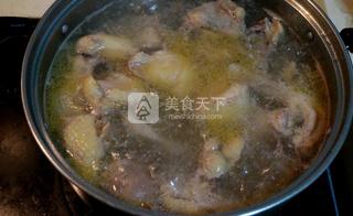 鸡汤杂蔬麻辣火锅