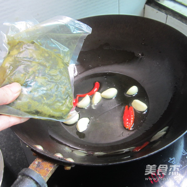 超辣酸菜鱼的做法