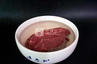 香辣<a href=/shicai/rouqin/NiuRou/index.html target=_blank><u>牛肉</u></a>酱
