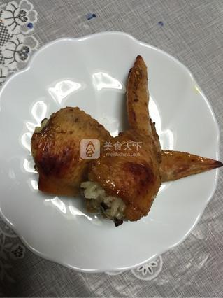 <a href=/shicai/rouqin/JiChi/index.html target=_blank><u>鸡翅</u></a>包饭