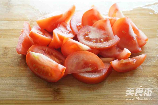 番茄<a href=/shicai/rouqin/NiuRou/index.html target=_blank><u>牛肉</u></a>的做法