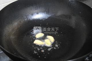 <a href=/shicai/shucai/XiangGu/index.html target=_blank><u>香菇</u></a>肉片