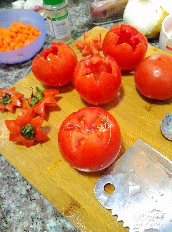 红火番茄海鲜盅的做法