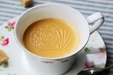 自制奶茶怎么做,自制<a href=/cp/zt/naicha target=_blank><u>奶茶的做法大全</u></a>