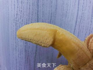 <a href=/shicai/guopin/XianJiao/index.html target=_blank><u>香蕉</u></a>雕刻