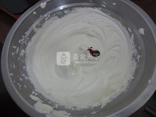 <a href=/shicai/mimian/NaiYou/index.html target=_blank><u>奶油</u></a>纸杯蛋糕