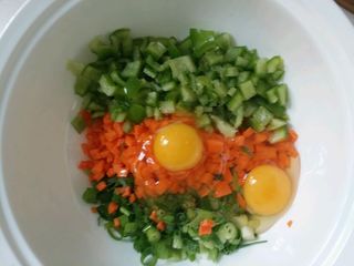 蔬菜<a href=/shicai/rouqin/JiDan/index.html target=_blank><u>鸡蛋</u></a>饼