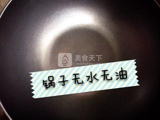 宝宝<a href=/shicai/guopin/XianJiao/index.html target=_blank><u>香蕉</u></a>蛋黄饼