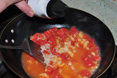 蕃茄煎蛋烫饭步骤8