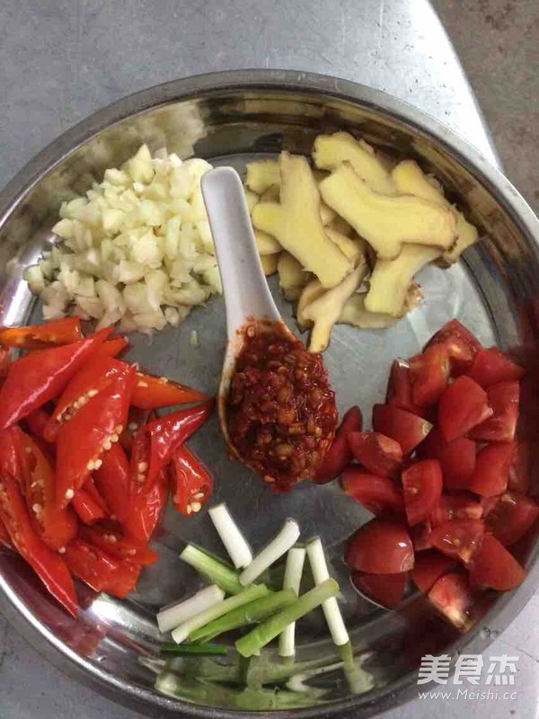 泡椒芋蒙焗鳙鱼的做法