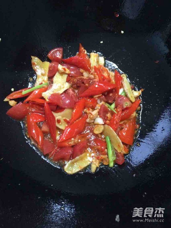 泡椒芋蒙焗鳙鱼的做法