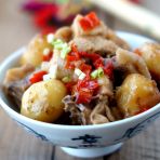 土豆剁辣椒蒸鸡块