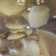 酸菜土豆汤的做法