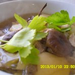 肉片豆腐茶树菇汤的做法