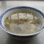 菌菇骨头汤的做法