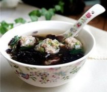 【紫菜汤的做法】紫菜汤的家常做法_紫菜汤的营养价值