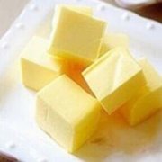 【什么是人造奶油】奶油的制作方法_人造奶油的危害