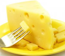 【块状奶酪的吃法】块状奶酪的营养价值_块状奶酪的食用禁忌