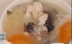 木瓜银耳胖头鱼汤的做法视频