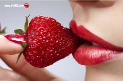 吃草莓的好处_草莓的营养价值与食用功效?