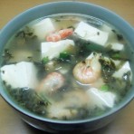 河虾豆腐汤的做法
