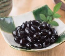 【醋泡黑豆的正确做法】醋泡黑豆有什么作用_醋泡黑豆什么时候吃