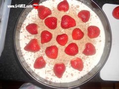 草莓芝士蛋糕的做法_草莓芝士蛋糕怎么做?