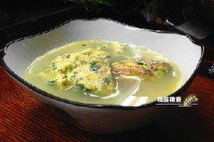 韭菜煮土鸭蛋的做法