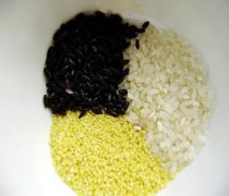 【小米黑米粥的做法】小米黑米粥的营养价值_食用小米黑米粥的好处