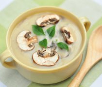 【奶油蘑菇汤的做法】奶油蘑菇汤的营养价值_奶油蘑菇汤的食材选购