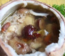 【椰子煲鸡】椰子煲鸡汤的做法_椰子煲鸡汤的功效