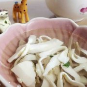 笋干豆腐汤的做法