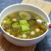 苦瓜绿豆汤的做法